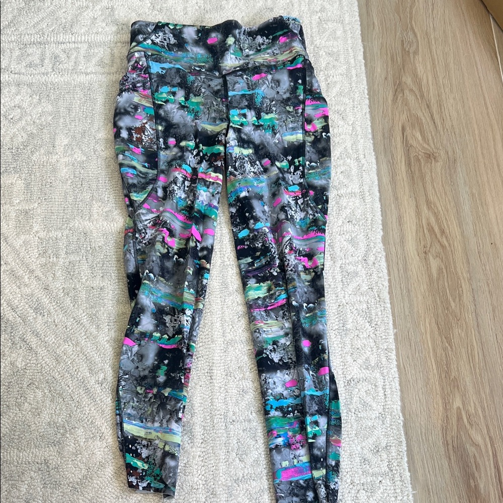 Lululemon Fast and Free High-Rise Tight 25" Colorful Leggings size 6